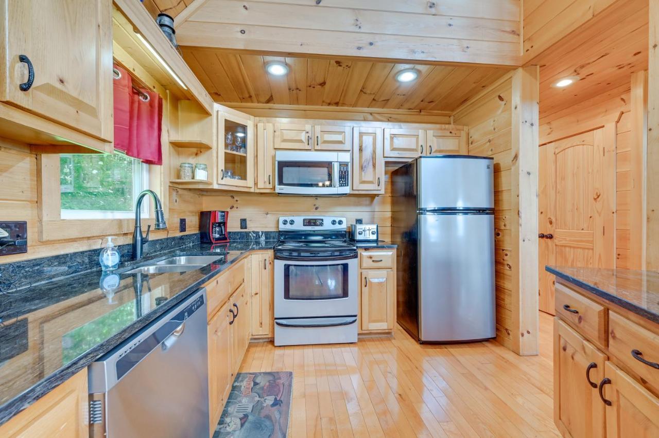 Warm And Cozy Cabin With Deck On Top Of The Blue Ridge Fancy Gap Eksteriør billede