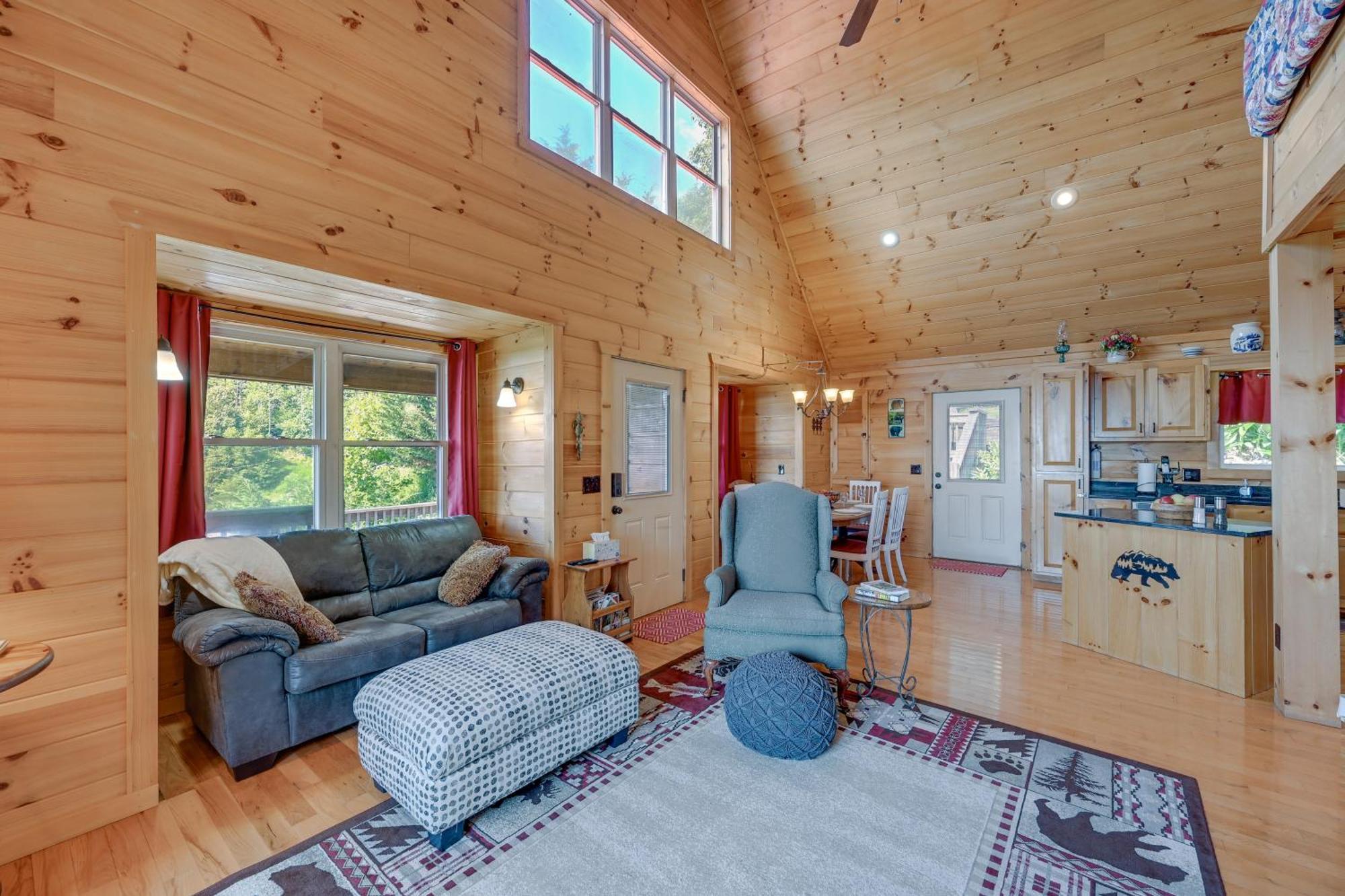 Warm And Cozy Cabin With Deck On Top Of The Blue Ridge Fancy Gap Eksteriør billede